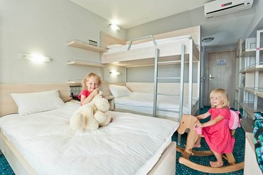 фото стандартный 3-местный с односпальными кроватями, Отель ялта-интурист (Ялта), Отель "Ялта-Интурист", Ялта