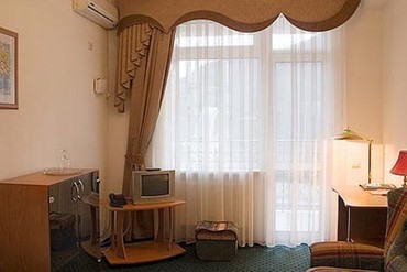 фото отель норд, Семейный люкс 2-местный 3-комнатный, Отель "Норд", Алушта