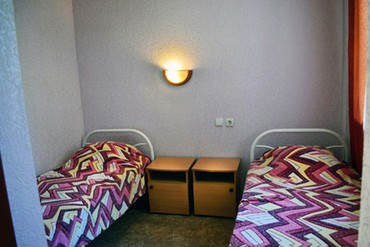 фото Стандартный 4-местный 2-комнатный 1-категории, База отдыха Коронелли (Береговое), База отдыха "Коронелли", Феодосия
