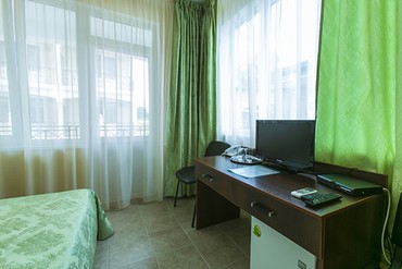 фото Стандарт 2-местный 1-комнатный (в 3-этажных корпусах № 1,2), Анакопия, Отель "Анакопия клаб", Абхазия