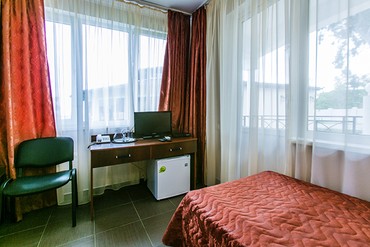 фото Стандарт 2-местный 1-комнатный (в 3-этажных корпусах № 1,2), Анакопия, Отель "Анакопия клаб", Абхазия