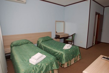 фото Отель Генрих, Сочи(Дагомыс), Стандарт 2-местный, 2-комнатный, Отель "Генрих 3*", Сочи