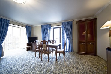 фото Отель Alex Beach Hotel, Гагра, Deluxe Suite Люкс 2-местный 2-комнатный (Президентский), Отель "Alex Beach Hotel", Абхазия