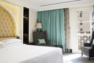 фото Отель "Sheraton Sharjah Beach Resort & Spa 5*", Отель "Sheraton Sharjah Beach Resort & Spa" 5*, ОАЭ