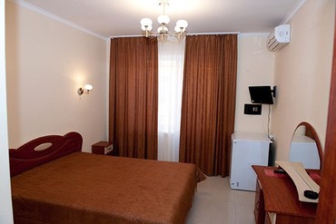 фото Отель Kamilla small hotel, Крым, Стандартный 2-местный, Отель "Kamilla small hotel", Николаевка