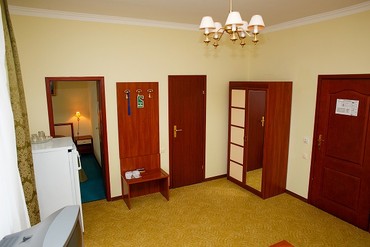 фото Отель Гранд, Крым(Судак), Люкс Suite FV (вид на Генуэзскую крепость) 2-местный 2-х компантный, Отель "Гранд (Судак)", Судак