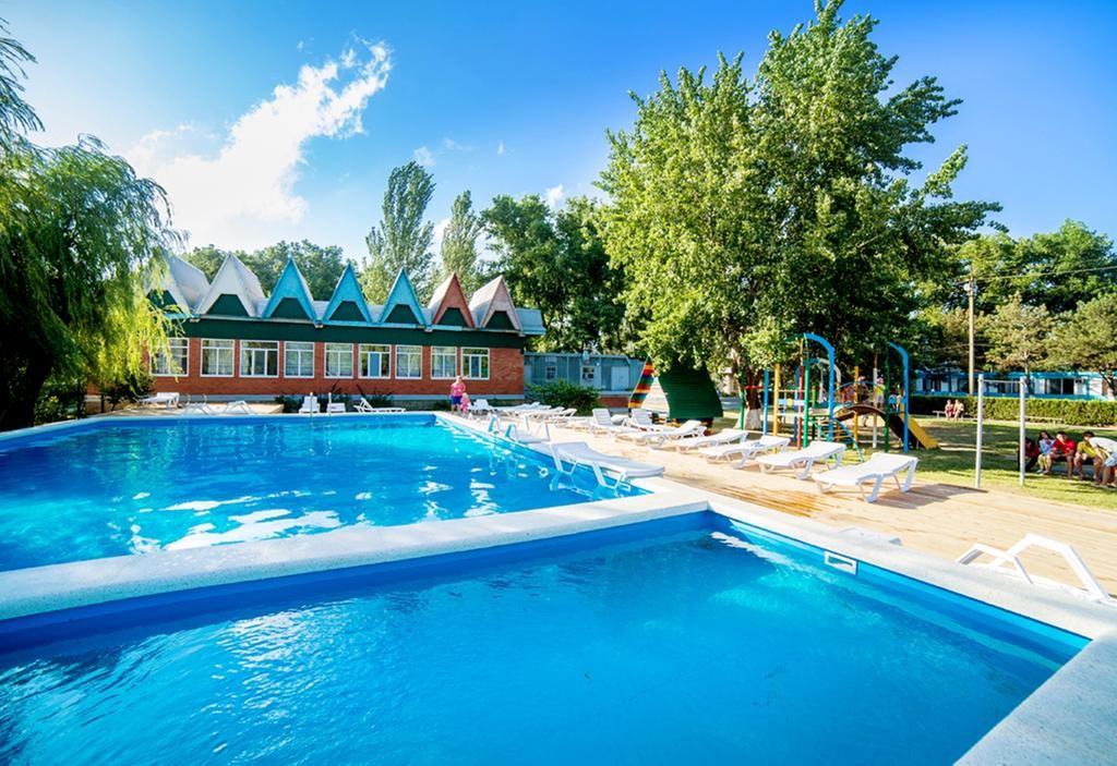 фото бассейн, Отель "Дельфин Курортный отель", Анапа