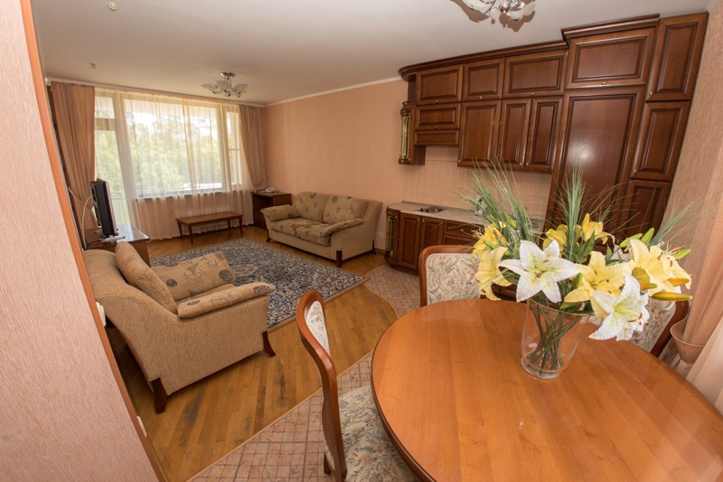 Fa9a1c4f2ea4db7a59180b82c9f8d173