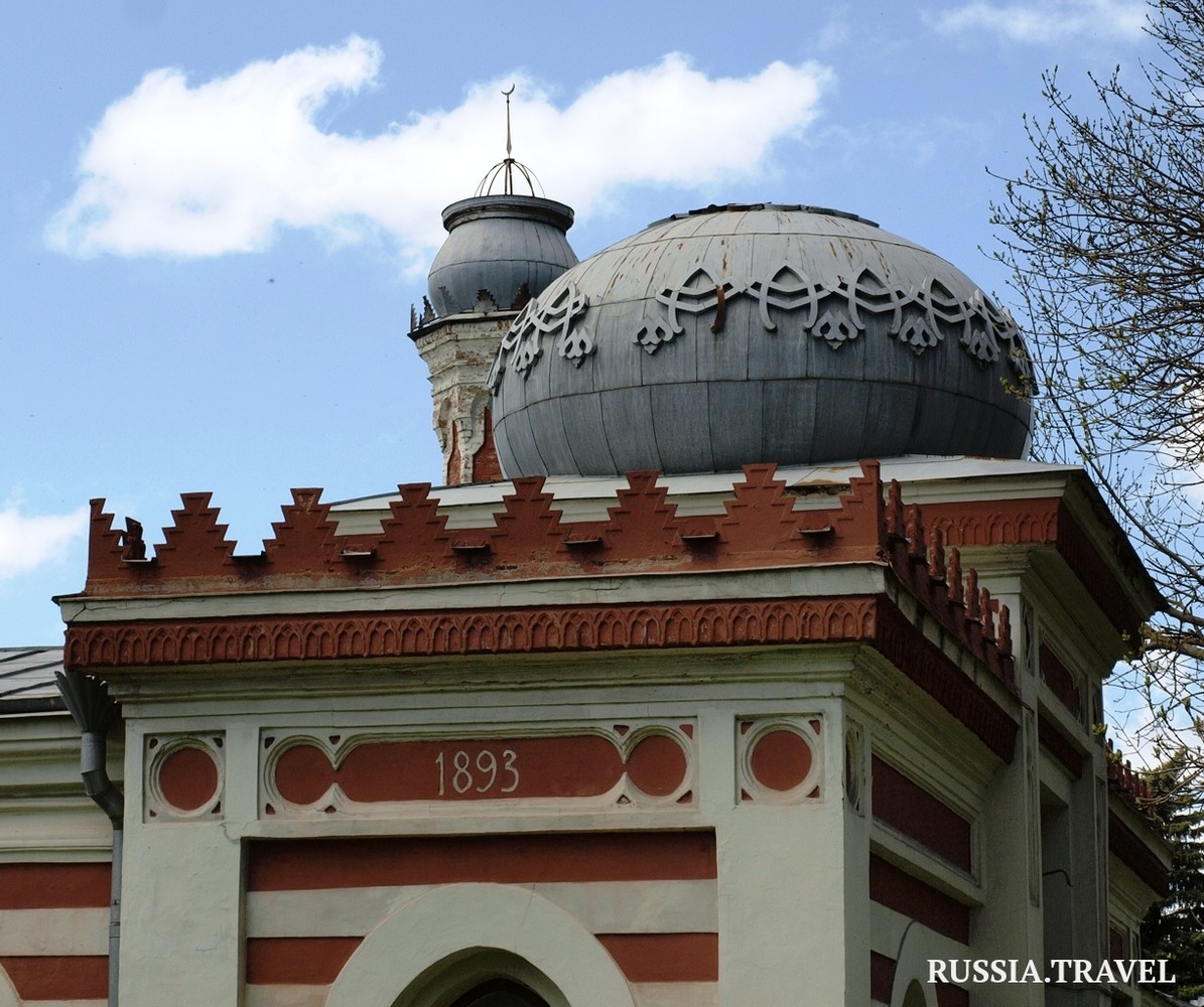 Ванны Островского в городе 