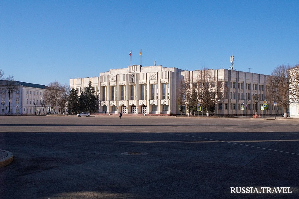 Советская площадь ярославль. Советская площадь 19 Ярославль. Г. Ярославль, Советская пл., д.1/19.